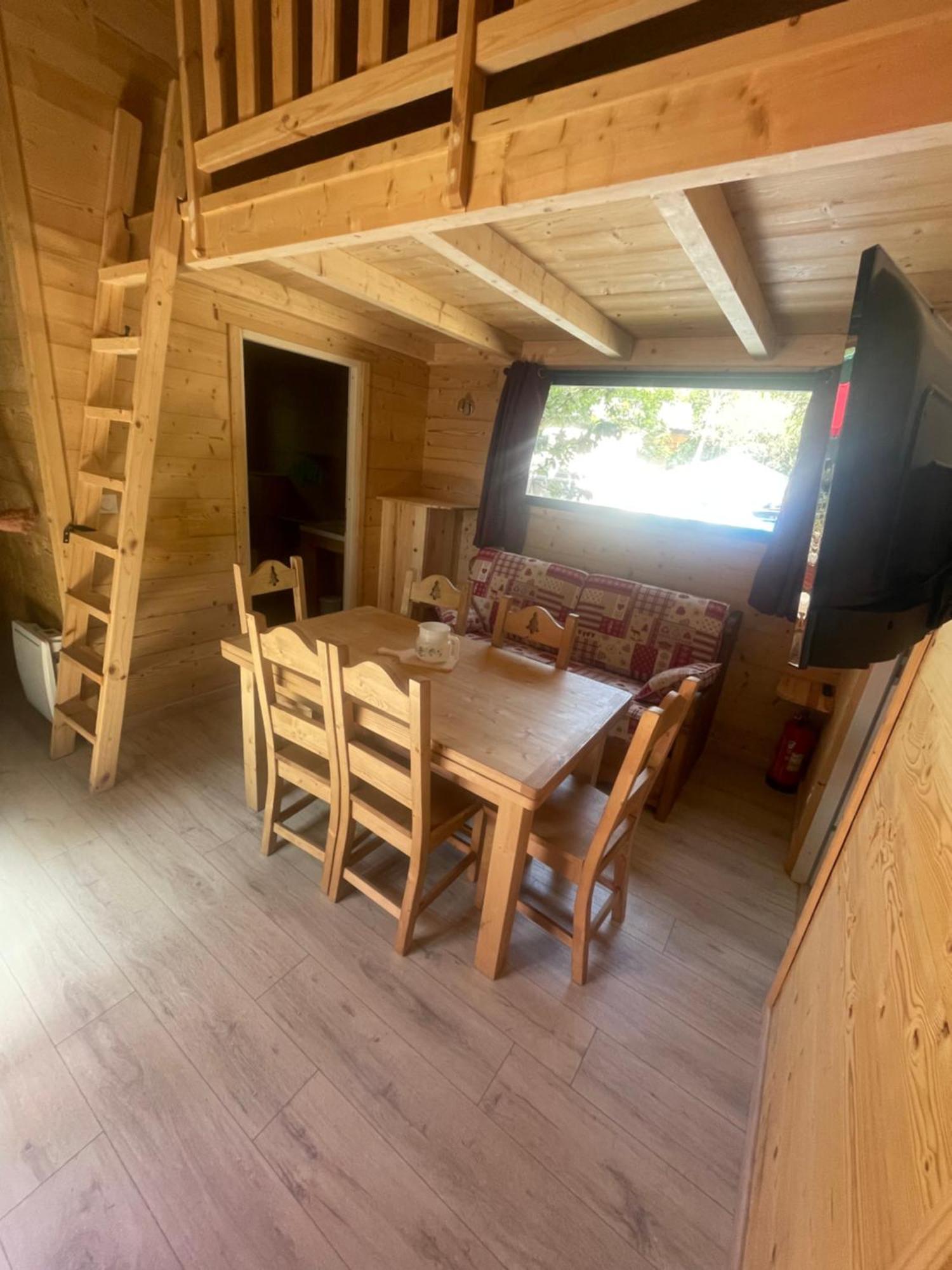 Camping L'Enclave Mobil-Home Estavar Екстер'єр фото