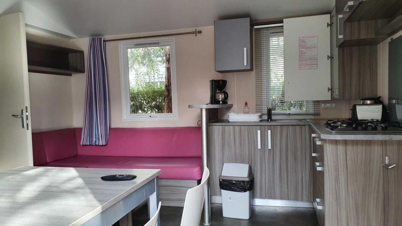 Camping L'Enclave Mobil-Home Estavar Екстер'єр фото