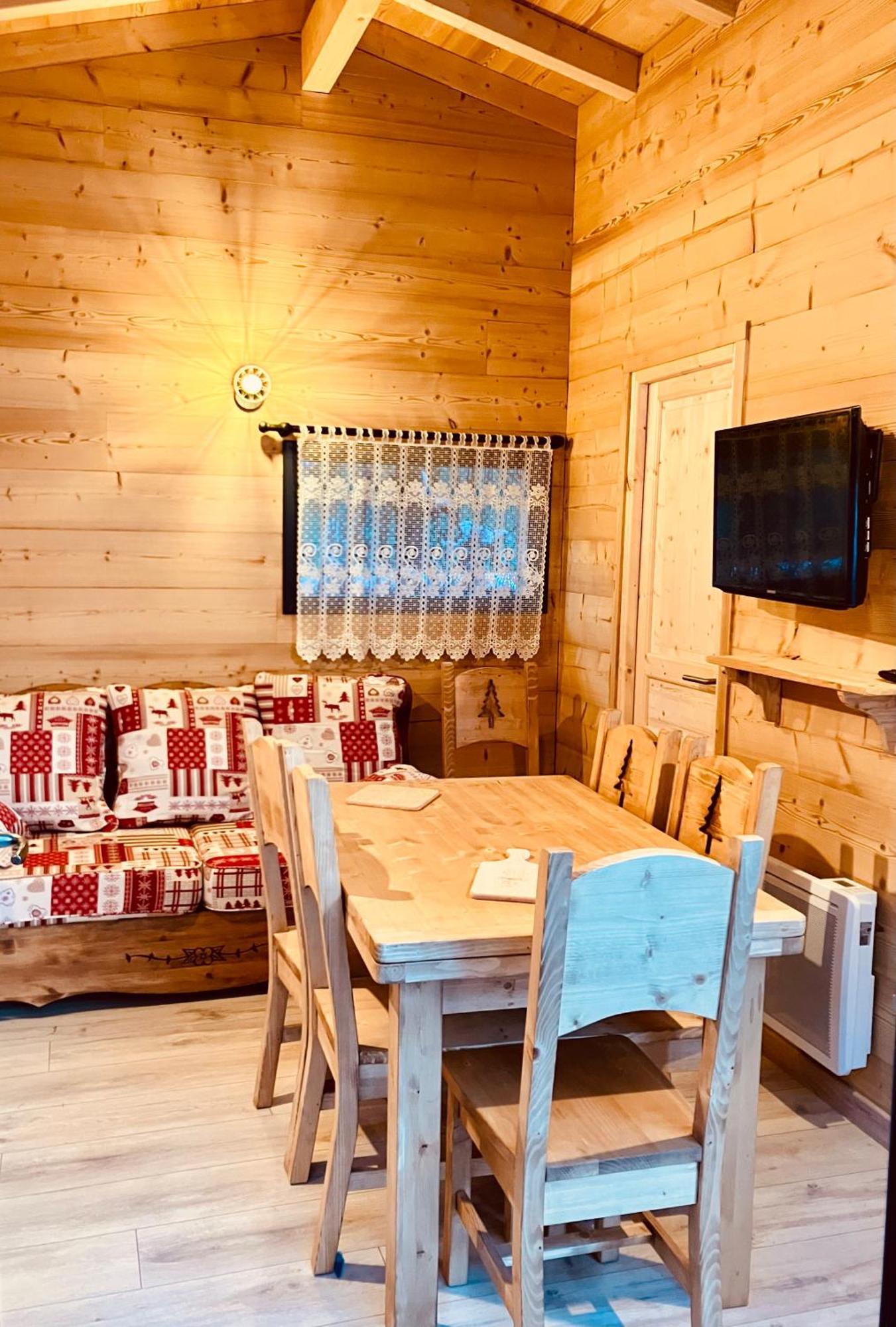 Camping L'Enclave Mobil-Home Estavar Екстер'єр фото